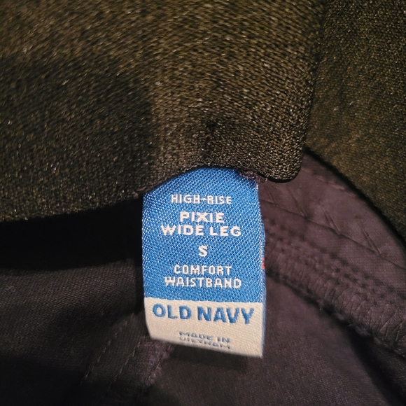 Worn Once!!! Womens Black High Rise Flare Dress pants- size small - Picture 4 of 4